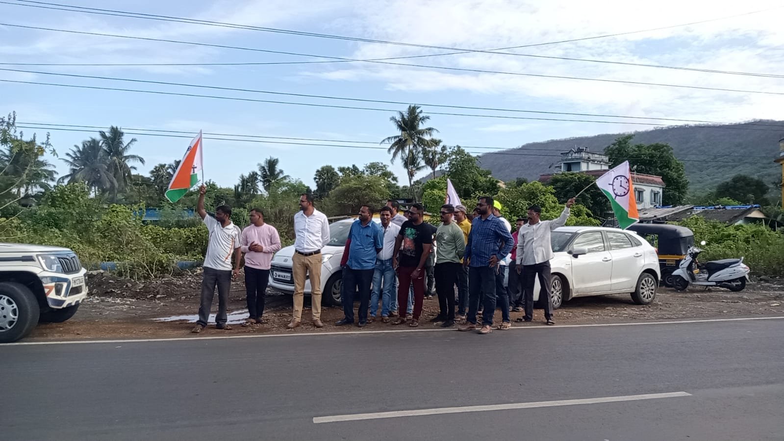 गोदीचंद पडळकरांविरोधात राष्ट्रवादीचे निषेध आंदोलन.