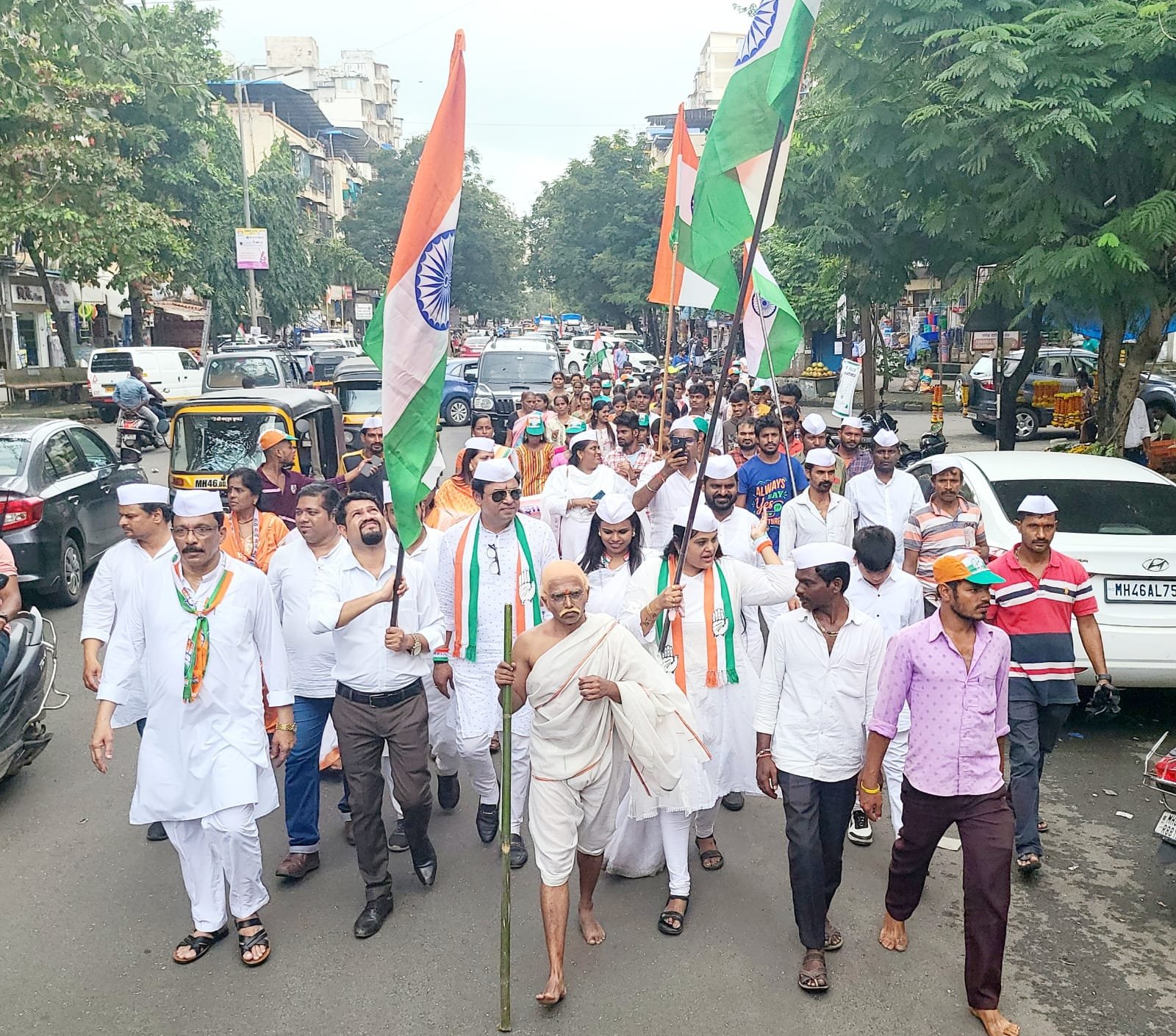 स्वातंत्र्याच्या अमृत महोत्सवी वर्षानिमित्त पनवेल शहर जिल्हा काँग्रेसच्या वतीने पदयात्रा