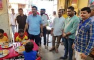 लोकनेते रामशेठ ठाकूर यांच्या ७० व्या वाढदिवसानिमित्त ७० सामाजिक उपक्रमांची युनियन हॉटेल येथे आयोजित गरिबांसाठी मिसळ महोस्तवातून सुरुवात.