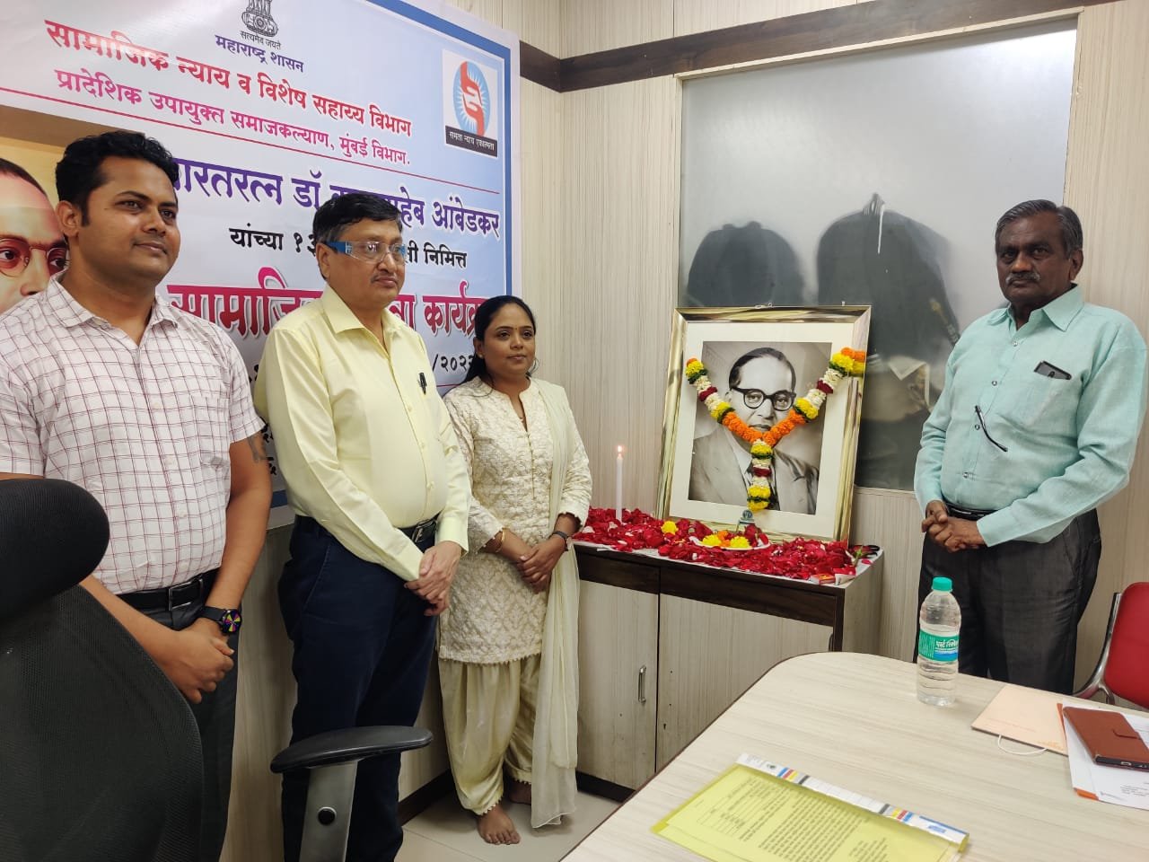 *भारतरत्न डॉ.बाबासाहेब आंबेडकर यांना अभिवादन करून सामाजिक समता कार्यक्रमांची सुरुवात कोकण विभागात विविध कार्यक्रमांचे आयोजन प्रादेशिक उपायुक्त वंदना कोचुरे यांची माहिती*_